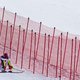 Bij het zesde poortje op de slalom wordt de olympische missie van Shiffrin een nachtmerrie