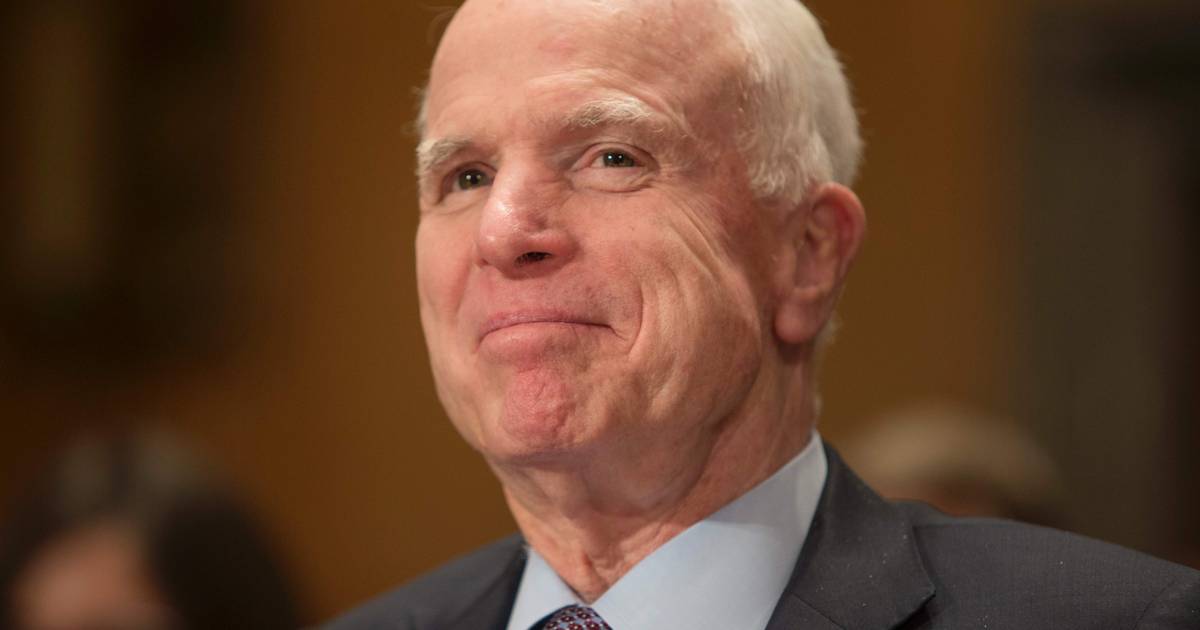 Belastende dossiers mede doorgespeeld via senator McCain | Buitenland | gelderlander.nl - De Gelderl
