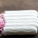 Groen en sp.a willen gratis maandverband en tampons in scholen