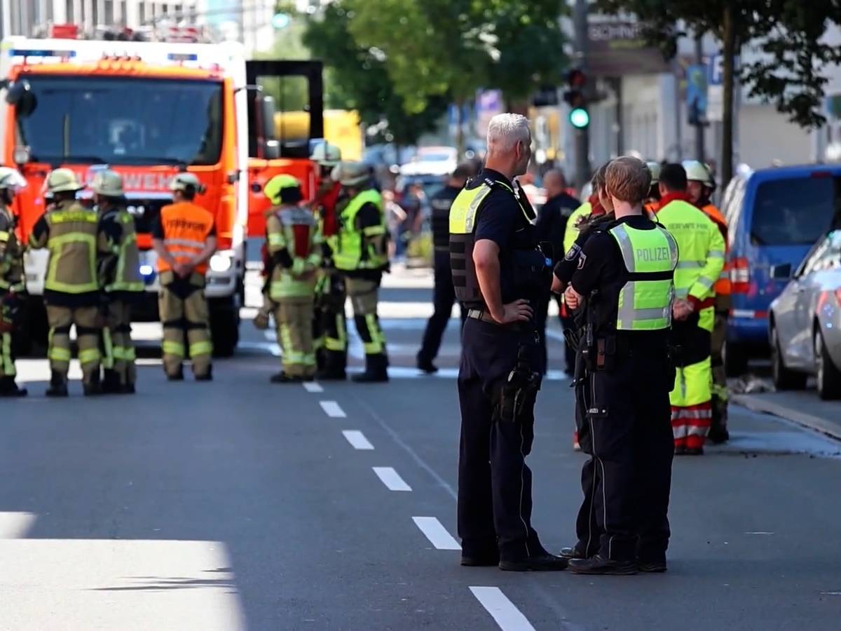 Nederlandse tiener komt om bij explosie op straat in Duitse Solingen |  Buitenland | hln.be