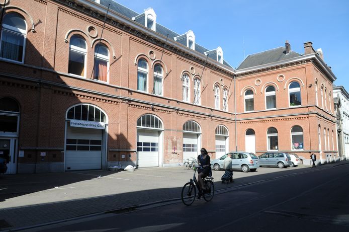 Rondom de vroegere brandweerkazerne in de Academiestraat zit PFAS in de bodem