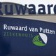 Ex-patiënten Ruwaard vissen achter net