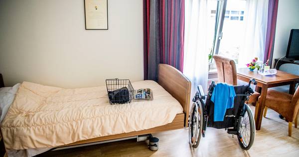 Zorginstellingen in Apeldoorn, Wapenveld en 't Harde te streng coronabeleid - BD.nl