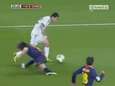 Di Maria humilie Puyol