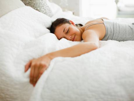 Dit weekend gaat de zomertijd in: welke mentale en fysieke gevolgen kan dat hebben?