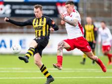 Kozakken Boys eindigt tegen Rijnsburgse Boys met tien man, maar pakt toch kostbaar punt