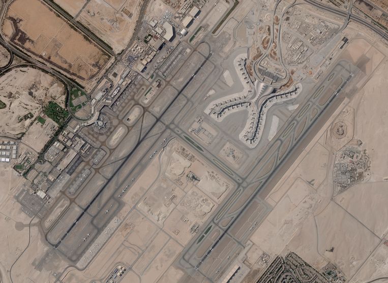 Satellietbeeld van het vliegveld van Abu Dhabi. Beeld AP