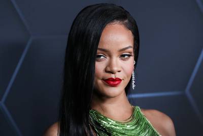 Na vijf jaar stilte: Rihanna maakt comeback op Super Bowl