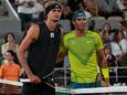 Rafael Nadal en Alexander Zverev bij hun laatste ontmoeting op Roland Garros in 2022.
