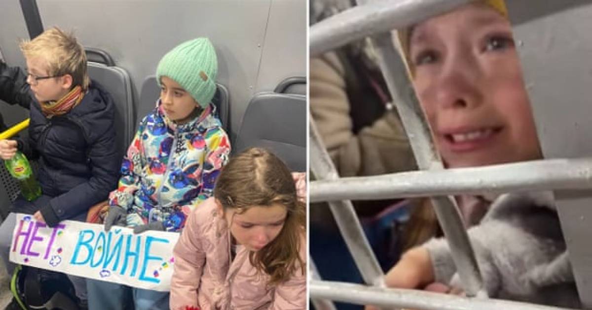 Menembak polisi Rusia untuk penangkapan anak-anak dan nenek dari oposisi terkenal perang Ukraina