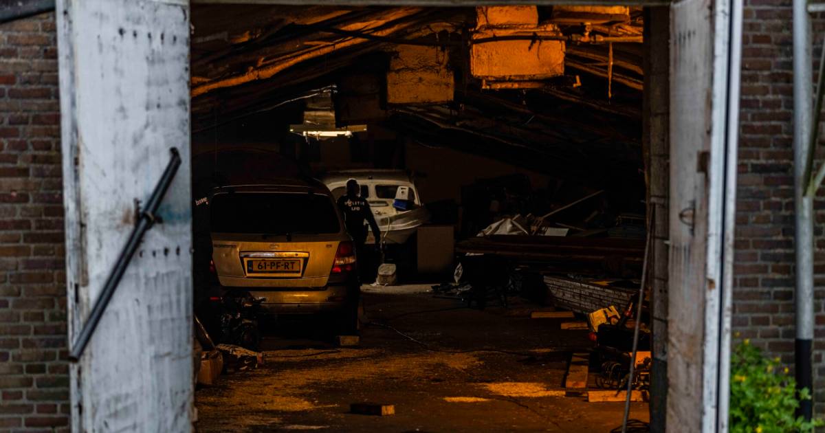 Politie ontdekt xtc-lab bij een loods in Tilburg, eigenaar aangehouden.