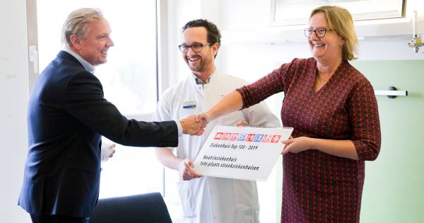 Beatrixziekenhuis maakt een feestje van de eerste plaats in Ziekenhuis Top 100 - BN DeStem