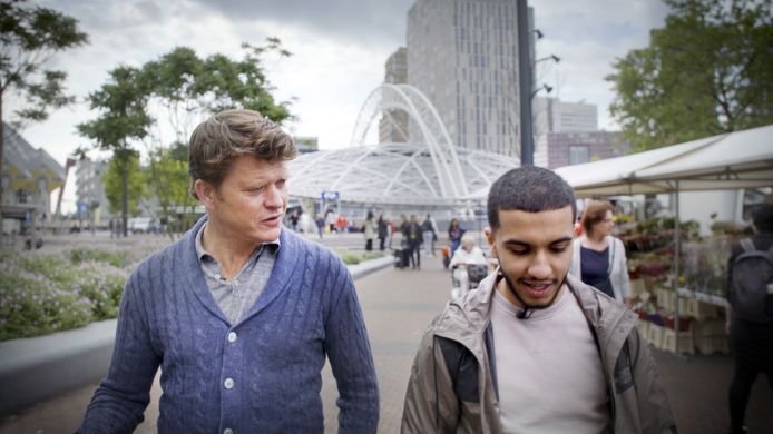 Beau in The Rotterdam Project, hier met Soufyan.