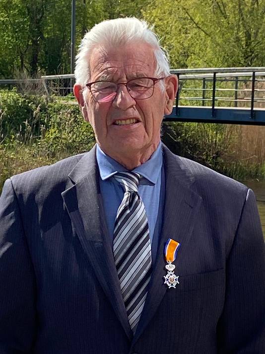 Ad van Oorschot (82), Kruisland - Lid in de Orde van Oranje-Nassau