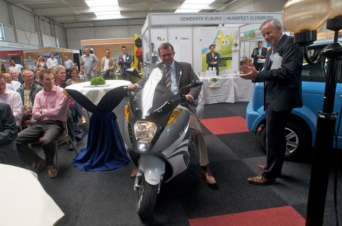 Juni 2009: De opening van de energie en bouwbeurs in Elburg. De eerste activiteit van Veluwe Duurzaam.
