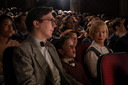Burt Fabelman (Paul Dano), Sammy Fabelman (Mateo Zoryan) en Mitzi Fabelman (Michelle Williams) in The Fabelmans.