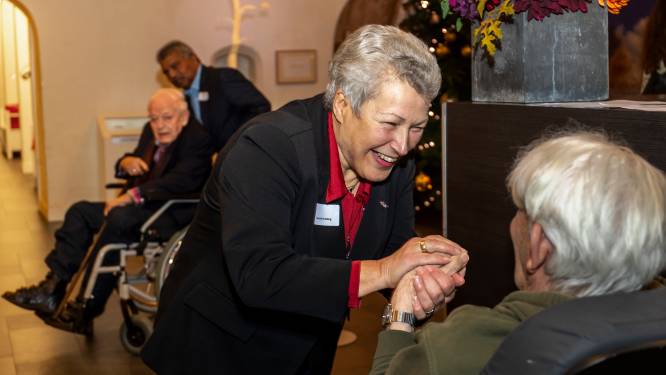 Seniorenburgemeester Corrie (67) is er klaar voor: ‘Mijn collega Jan van Zanen is een lieffie’