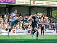 GVVV-speler Quincy Veenhof (rechts) in duel met Groene Ster-voetballer Joris de Kleijn.