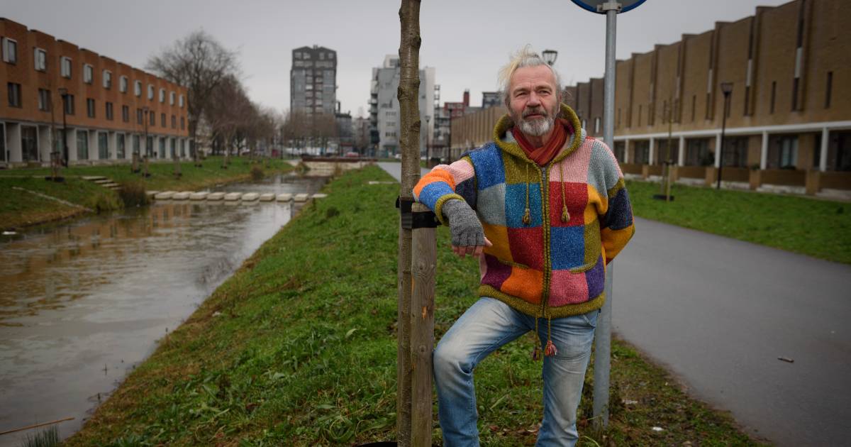 ‘Straatadvocaat’ John Wouters ziet niets in uitbreiding alcoholverbod: ‘Ik herken overlastklachten t