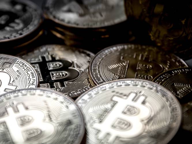 Koers bitcoin in vrije val, maar voor hoelang?