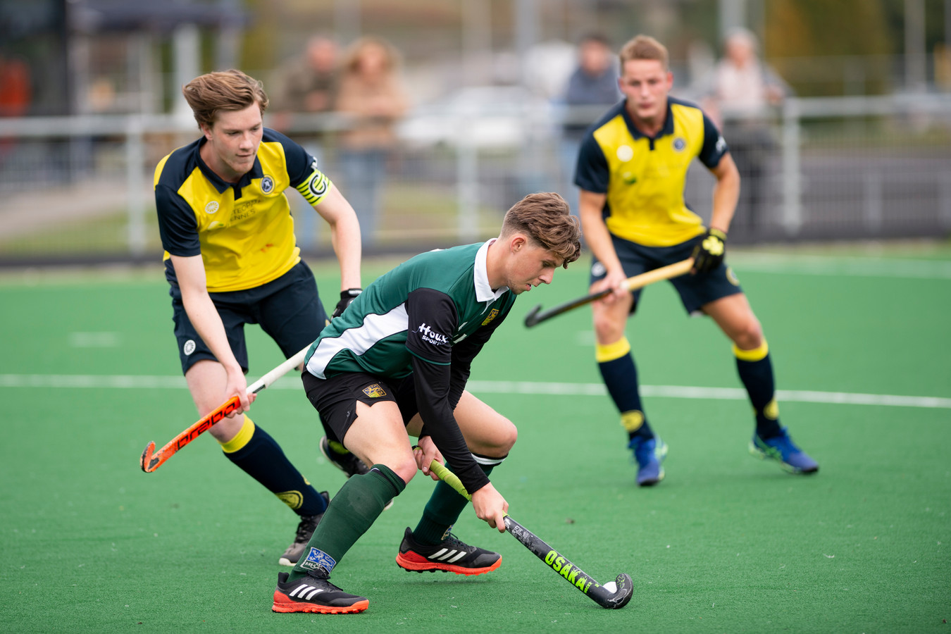 De hockeyers van Zutphen - hier op archiefbeeld tegen Nijkerk - verloren zondag met 5-4 van Dash.