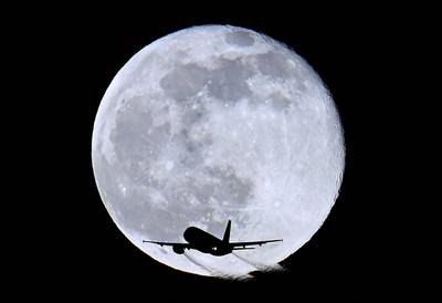 Hoe laat is het op de maan? Europees Ruimteagentschap wil de maan zijn eigen tijdzone geven