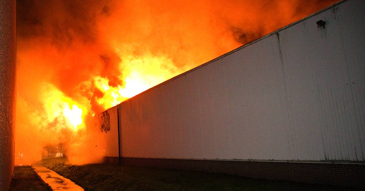 Brand Molenaarsgraaf strop voor beddengoed-shop: 'De hele collectie is vernietigd'