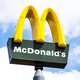 Deze McDonald's-reclame geeft eerder schele hoofdpijn dan trek in kipnuggets