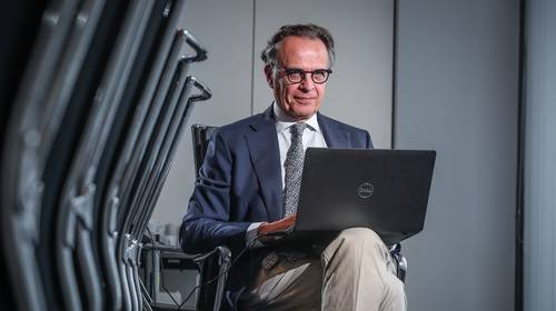 INTERVIEW. Topman FAGG stelt gerust: Ik garandeer u: het vaccin zal veilig zijn”