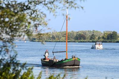 Drimmelen experimenteert met ‘Biesboschbelasting: betalen om met een boot het natuurgebied in te gaa