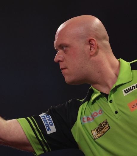 Michael van Gerwen strandt in halve finales Premier League tegen latere winnaar Gerwyn Price