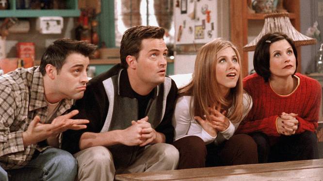 Instagram ontploft: Jennifer Aniston maakt account aan en post unieke Friends-selfie