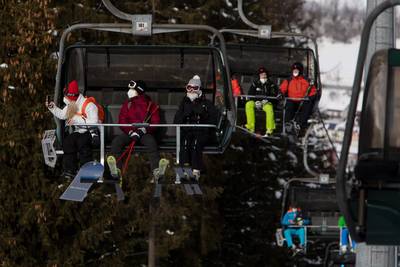 17 Vlaamse skiorganisaties annuleren nu ook groepsreizen in paasvakantie