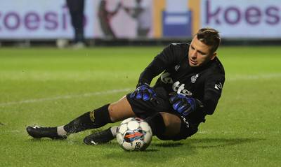 EN DIRECT: superbe arrêt de Moris, grosse frayeur d'entrée pour l'Union (0-0)