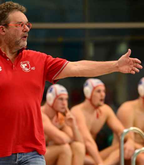 Waterpolo: herstel mannen Ravijn vertaalt zich nu ook in punten, pak slaag voor Nijverdalse vrouwen