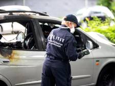 Vader van gedode Johnny Henriques gebruikte door brand verwoeste auto