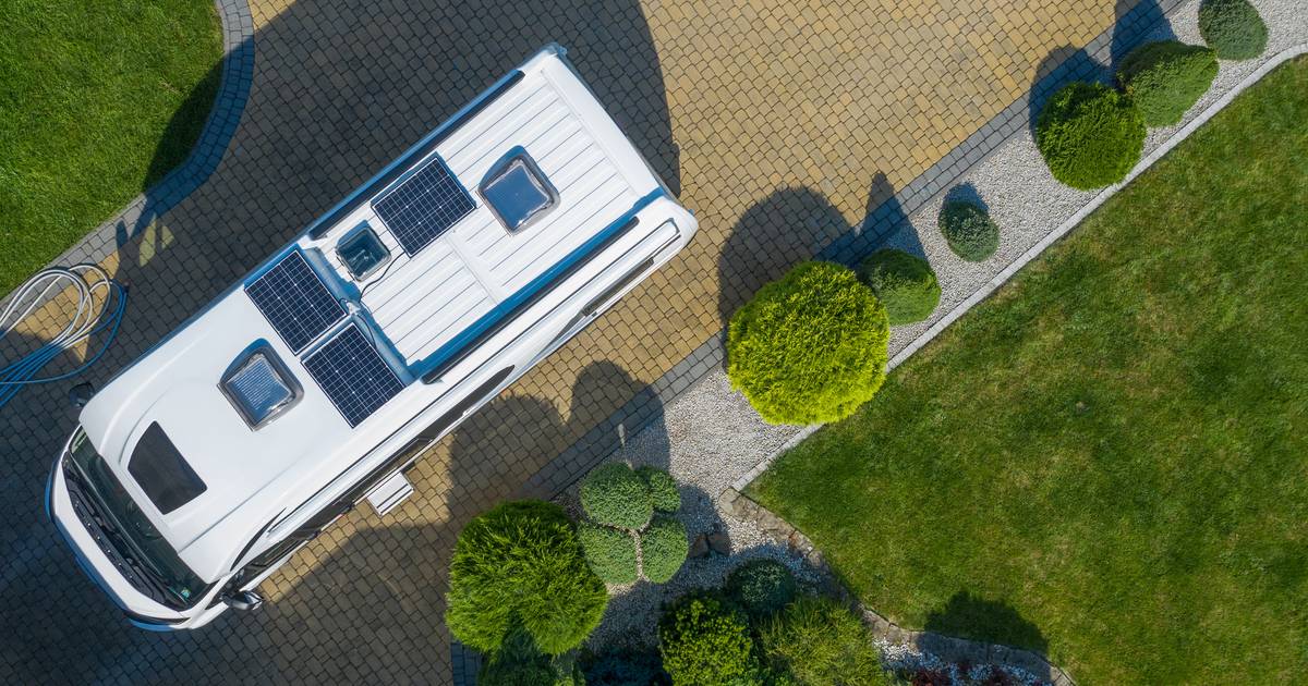 Terug Van Vakantie Met Je Camper Of Caravan? Hier Mag Je (Niet) Langdurig  Parkeren | Busjes | Hln.Be