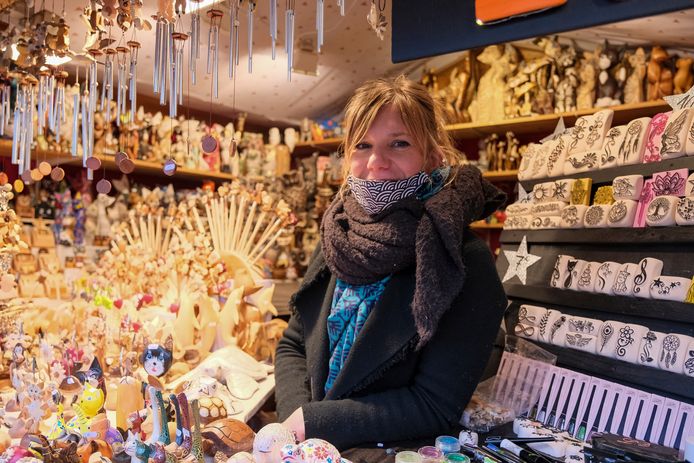Voor Ludivine (37) is de beslissing om de kerstmarkten te sluiten een grote tegenvaller.