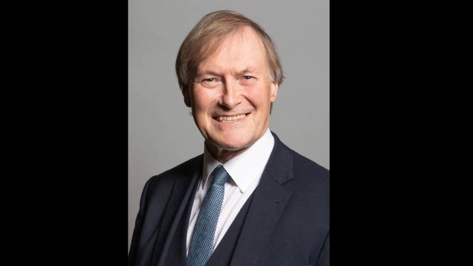 Le député britannique poignardé dans une église est décédé
