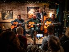 Stochelo Rosenberg, de ‘Mount Everest van de gipsyjazz’ speelt weer op zijn gitaar in Gerwen