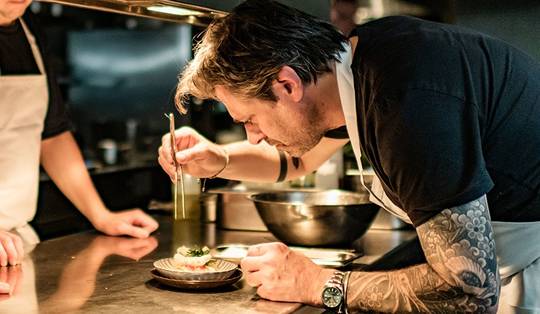Topchef Sergio Herman sluit twee restaurants in Antwerpen: ‘Terugkeren naar mijn roots’