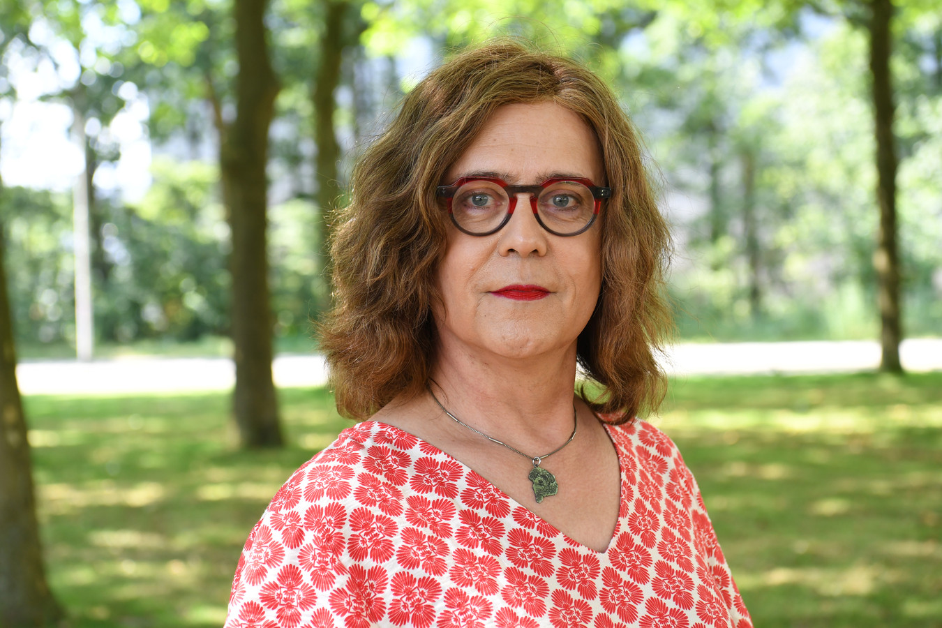 mijke-overweegt-weer-man-te-worden-na-jaren-vol-intimidatie-da-s-een