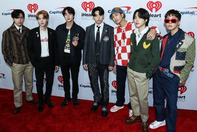 Laatste vier leden van K-popgroep BTS beginnen aan dienstplicht