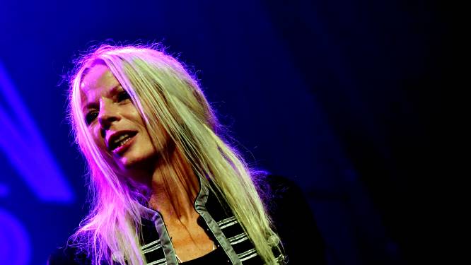 Blueszangeres AJ Plug: ‘Johan Derksen en zijn vrouw hebben zoveel voor mij gedaan’