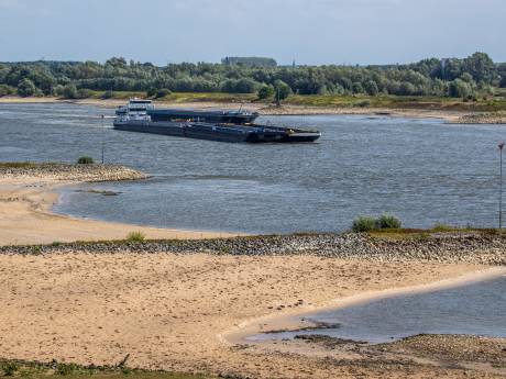 Mogelijke droogte in zomer: Rijkswaterstaat houdt nu al 100 miljoen kuub water vast