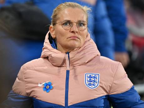 Sarina Wiegman lijdt eerste nederlaag met Engeland: ‘Ik maak mij niet zo snel zorgen’