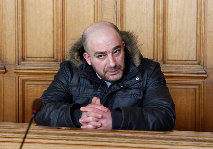 Ibrahim Miri werd sinds 1989 maar liefst 19 keer veroordeeld voor drugshandel, diefstallen en heling.