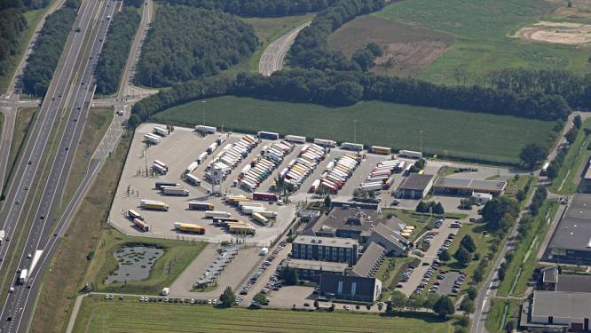 Voorlopig geen uitbreiding truckparking in Asten: ‘Eerst omliggende wegen aanpakken’