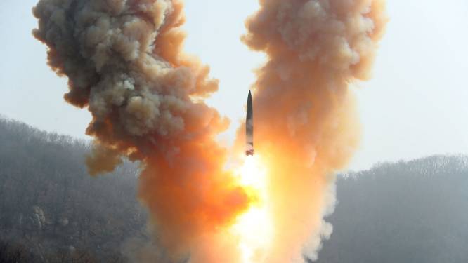 Kim Jong-un roept Noord-Korea op paraat te staan voor nucleaire aanval tegen VS