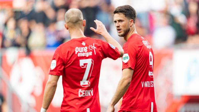 FC Twente slaat grote slag met contractverlenging Van Wolfswinkel, Cerny, Smal én Hilgers
